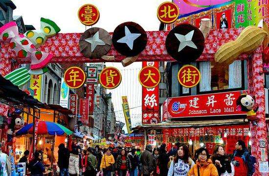 2018春節(jié)來(lái)臨，春節(jié)期間投哪類戶外廣告效果好?