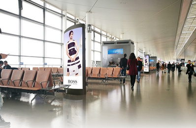 南京機場國內(nèi)、國際出發(fā)指廊候機廳雙面圖騰燈箱套裝廣告