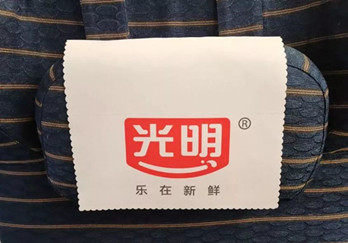 光明乳業(yè)登陸高鐵廣告，溫暖團(tuán)圓歸家路