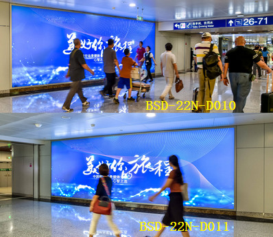 北京首都機場T2國內出發(fā)東西側通廊燈箱廣告案例圖
