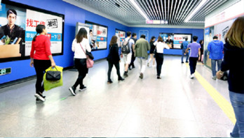 被深圳地鐵廣告全方位包圍是什么感覺？