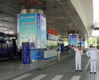 合肥新橋機(jī)場(chǎng)戶(hù)外橋底包柱廣告