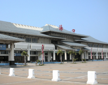 海口火車站廣告-?？谡緩V告投放價(jià)格-?？诨疖囌緩V告公司