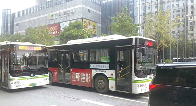 長沙公交車廣告歸來，與四個月前相比有何變化？