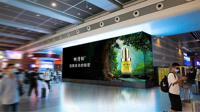 上海虹橋高鐵站與地鐵交匯處電子媒體怎么樣？