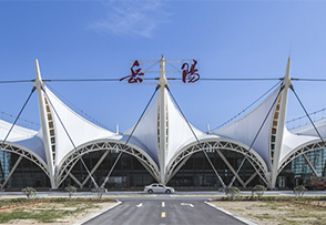 岳陽機(jī)場(chǎng)廣告價(jià)格多少錢？岳陽三荷機(jī)場(chǎng)航站樓廣告有哪些？