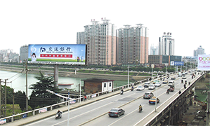 永州瀟湘大橋廣告牌價(jià)格多少錢？永州戶外立柱大牌廣告價(jià)格