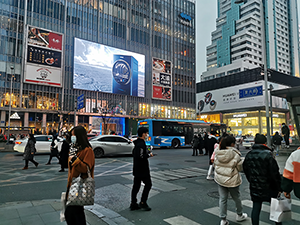 無錫云蝠大廈LED大屏廣告價格多少錢？無錫商圈LED戶外大屏廣告