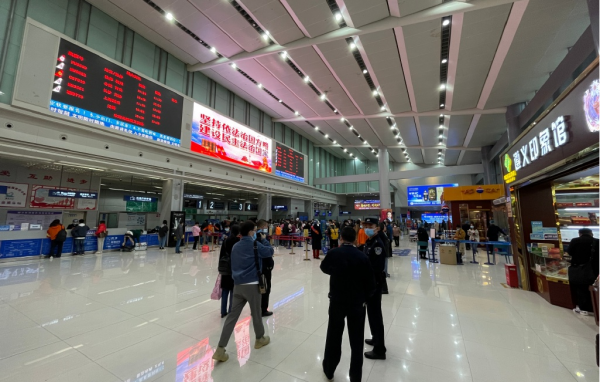 遵義機(jī)場(chǎng)廣告價(jià)格多少錢？貴州遵義茅臺(tái)機(jī)場(chǎng)安檢候機(jī)廣告牌位置？