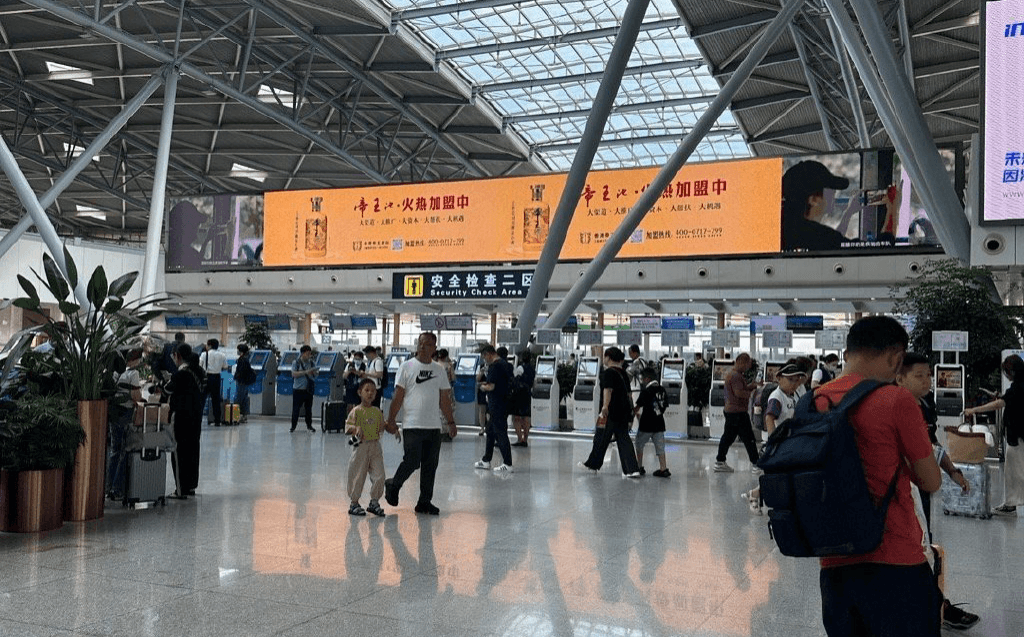 濟南遙墻機場最大廣告屏在哪里？濟南機場航站樓廣告價格多少錢？
