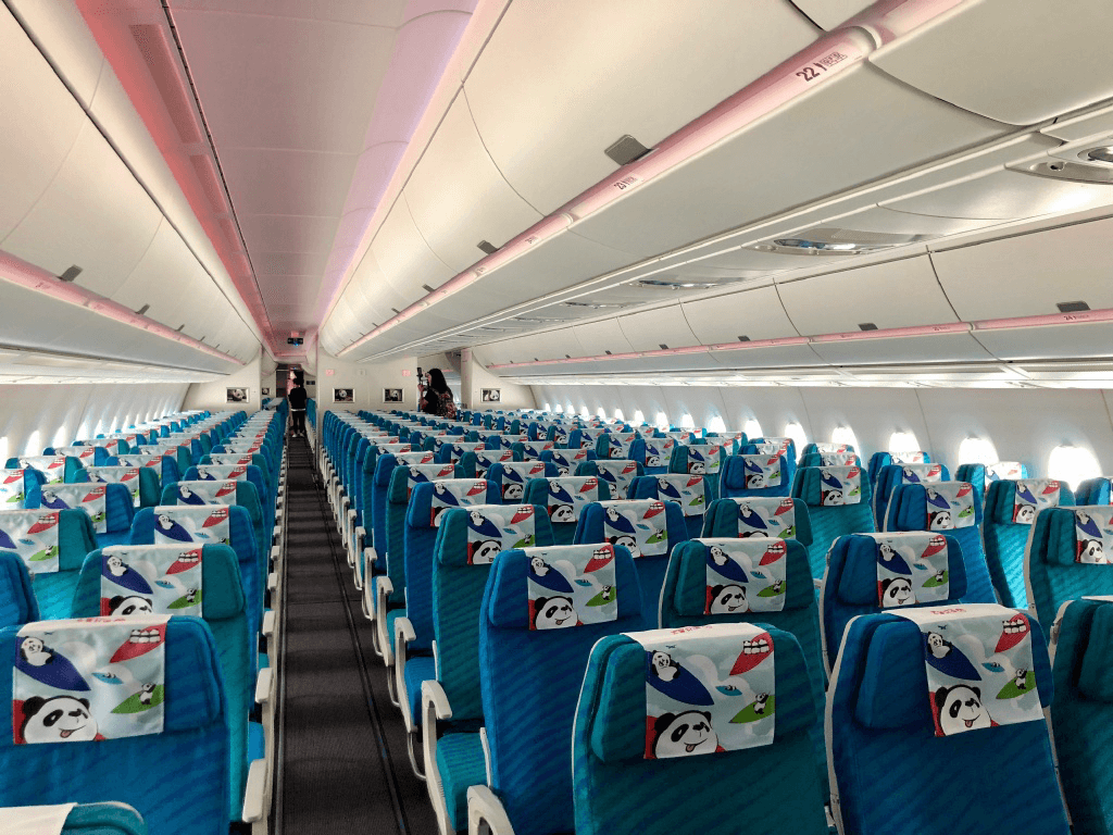 四川航空機載廣告價格收費多少錢？川航機載飛機客艙春運熱門廣告
