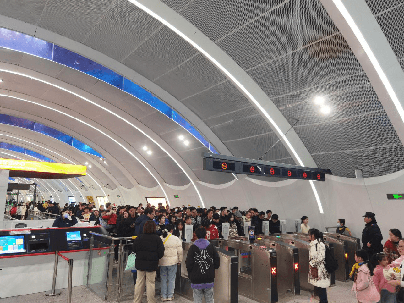 貴陽地鐵3號線廣告價格收費多少錢，貴陽地鐵廣告3號線有哪些？