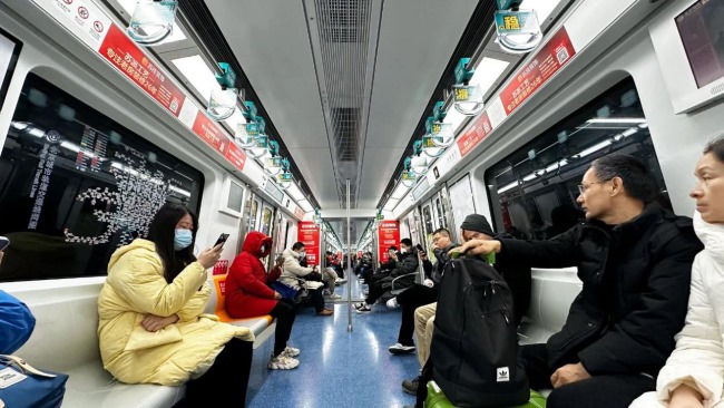 北京地鐵列車廣告案例裝修家裝行業(yè)案例圖，北京地鐵廣告價(jià)格收費(fèi)