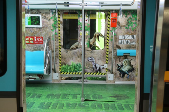 常州地鐵恐龍創(chuàng)意全景內(nèi)包車廣告上大分！常州地鐵列車廣告價格