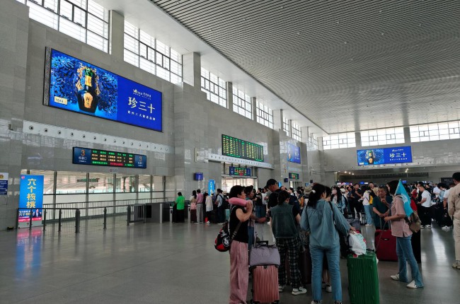 洛陽龍門高鐵站候車大廳廣告牌投放位置優(yōu)勢，洛陽高鐵站廣告價(jià)格