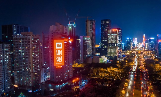戶外廣告的發(fā)布流程是怎樣的？選擇戶外廣告或線上廣告哪個好？為什么？