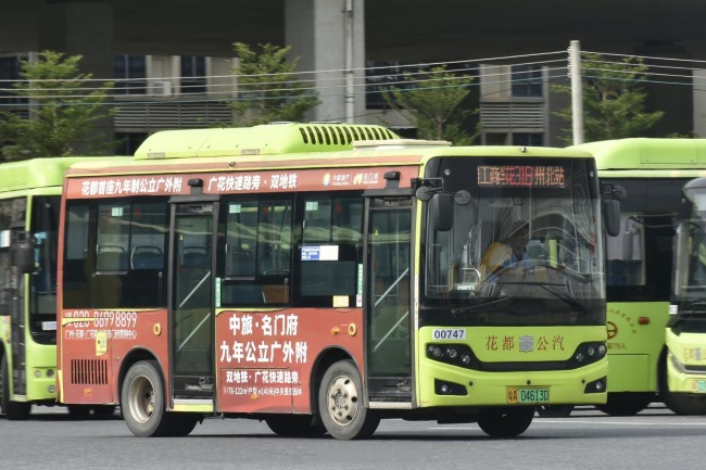廣州花都公交外車身貼廣告投放，廣州公交車巴士廣告價(jià)格