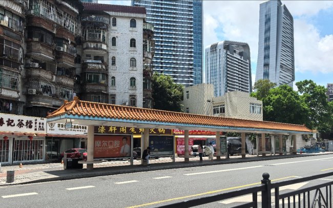 珠海公交站臺大牌廣告投放，珠海巴士候車亭廣告價格