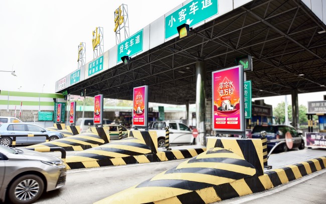 廣州廣汕收費(fèi)站燈箱廣告投放優(yōu)勢，廣州高速廣汕站廣告價格