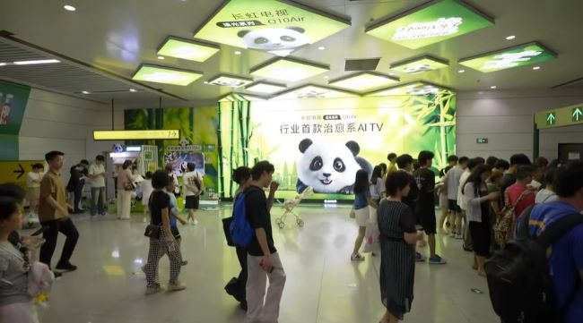 重慶觀音橋地鐵站廳墻面燈箱廣告投放，重慶地鐵大屏廣告價格